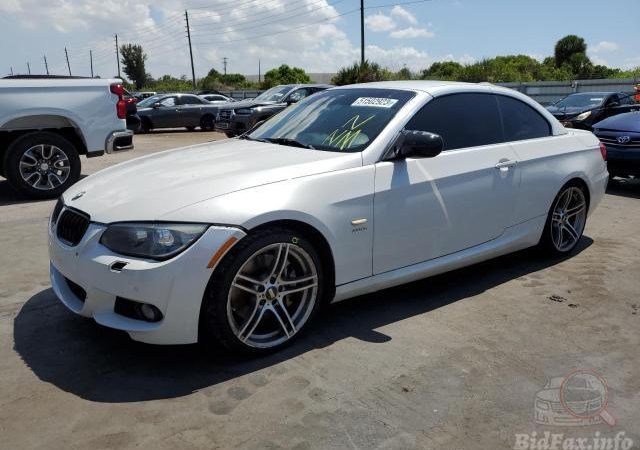 BMW E93 335 2011 Белый (A96) 3000 см3