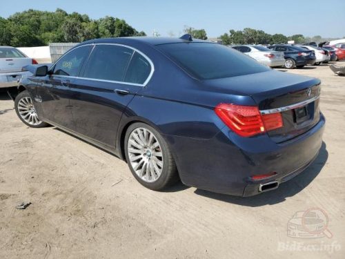 Детальніше про статтю BMW F02 750 2011 Темно-синий A89 4400 см3