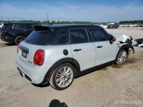 Детальніше про статтю MINI F55 2015 Белый (A62) 2000 см3