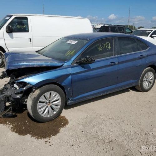 Jetta 2018 Синий 2B 1400 см3