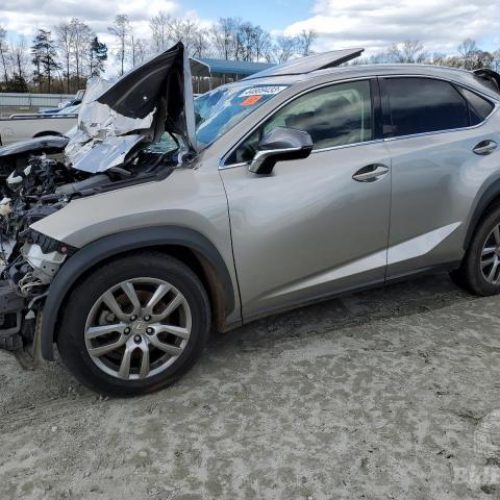 Lexus NX 200t 2015 Серебро 1J7 2000 см3