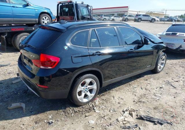 BMW X1 E84 2012 Черный 668 2000 см3