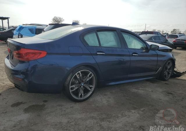BMW G30 M550I 2017 Синий C10 4400 см3