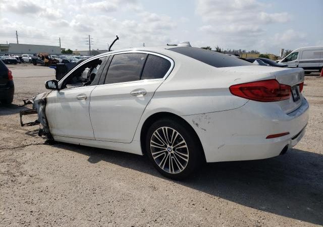 BMW G30 530I 2017 Белый (300) 2000 см3