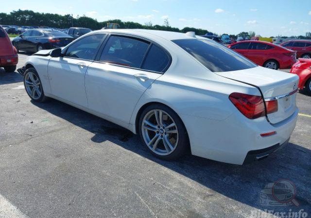 BMW F02 750 Li 2013 Белый (300) 4400 см3