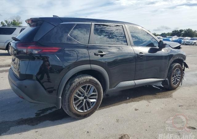 Nissan Rogue 2023 Черный KH3 1500 см3