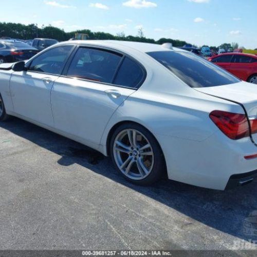 BMW F02 750 Li 2013 White 4400 см3